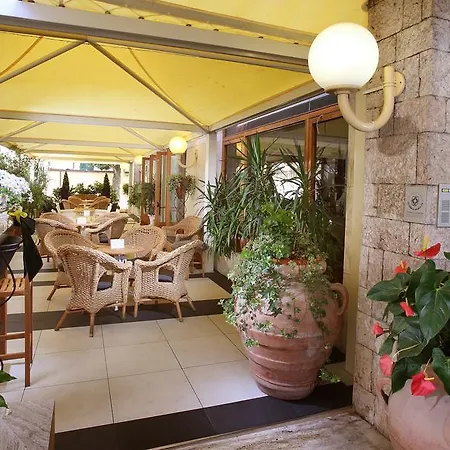 Hotel Ariston
