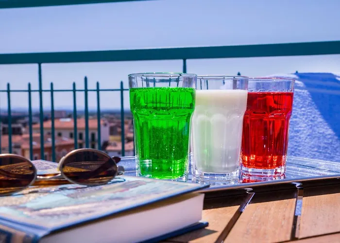 Ariston & ホテル 4*