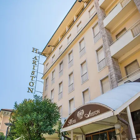 Hotel Ariston & 4*